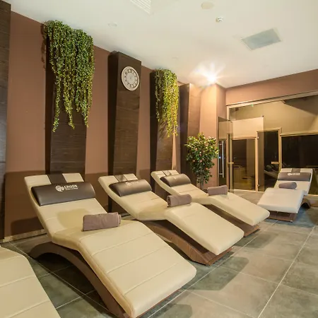 Sky Business Hotell 5*