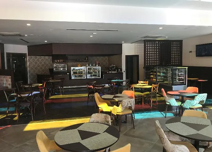 Hotell Sky Business 5*