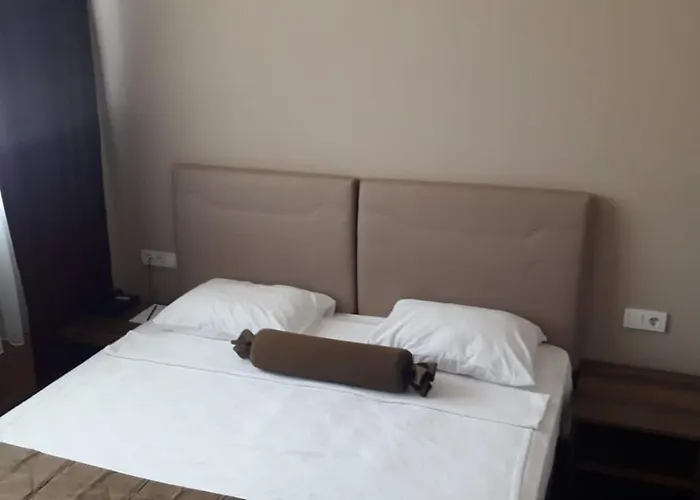 Sky Business Hotel 5*