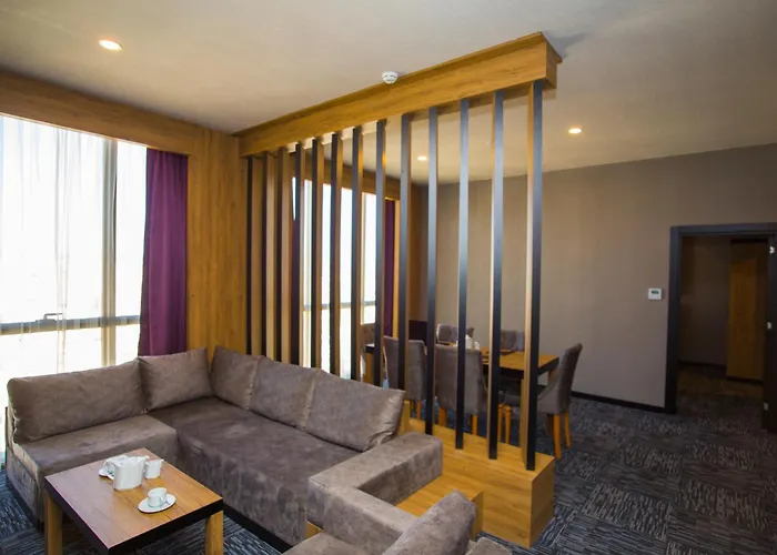 Sky Business Hotel 5*